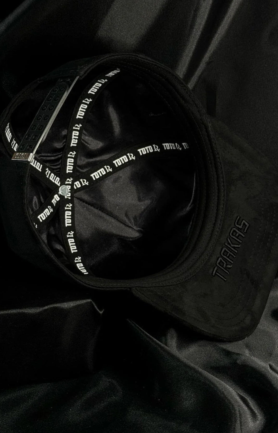 Luis R TOTO FULL BLACK